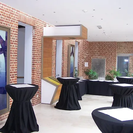 Irish College Hotel 3*