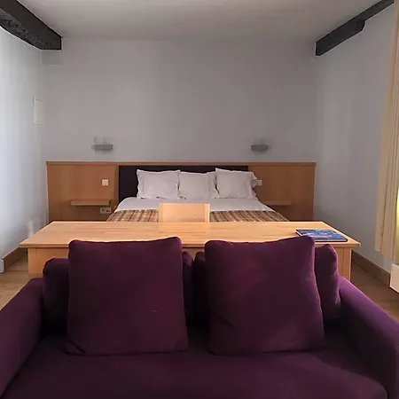 Hotel Irish College
