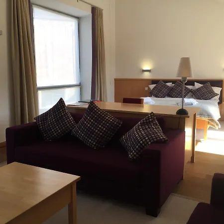 Irish College 3*