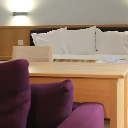 Hotel Irish College